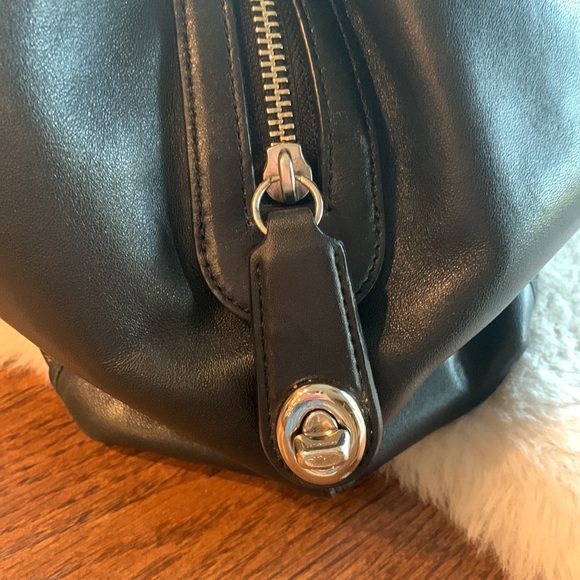 Coach bag. - Picture 3 of 14